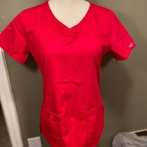 Cherokee red scrub top with 2 pockets X-Small